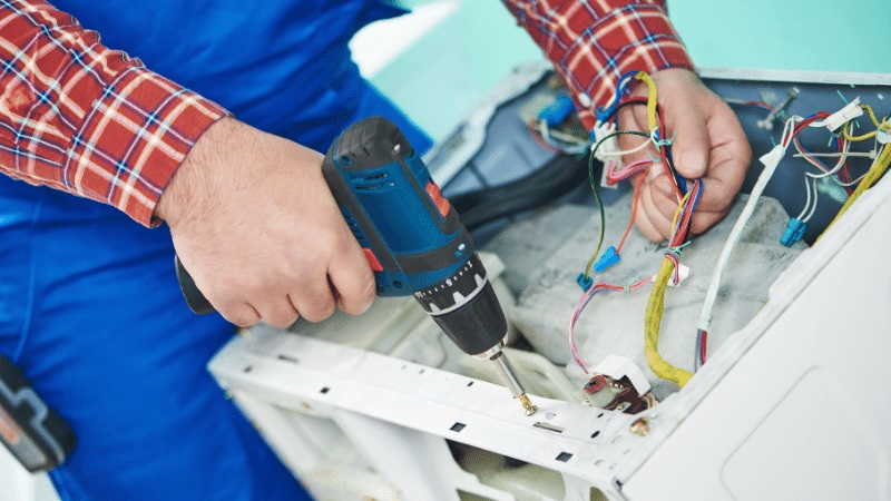 Ödemiş Hitachi servisi orijinal yedek parça kullanımı